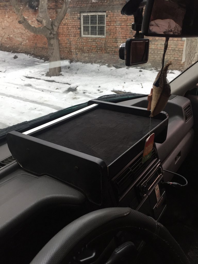 Dashboard Shelf (Type-1) for Volkswagen T4 Caravelle/Multivan 1990-2003 - image 6