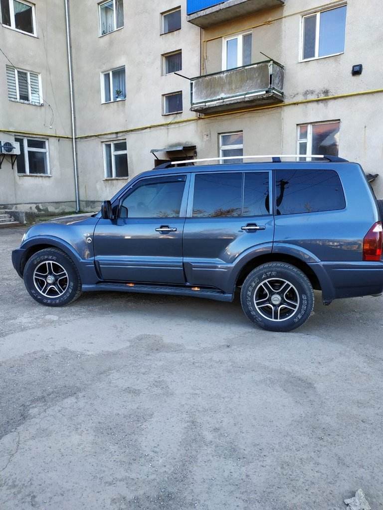 Roof rails Chrome Turkish design (2 PCs) for Mitsubishi Pajero Wagon IV - Reelken Auto
