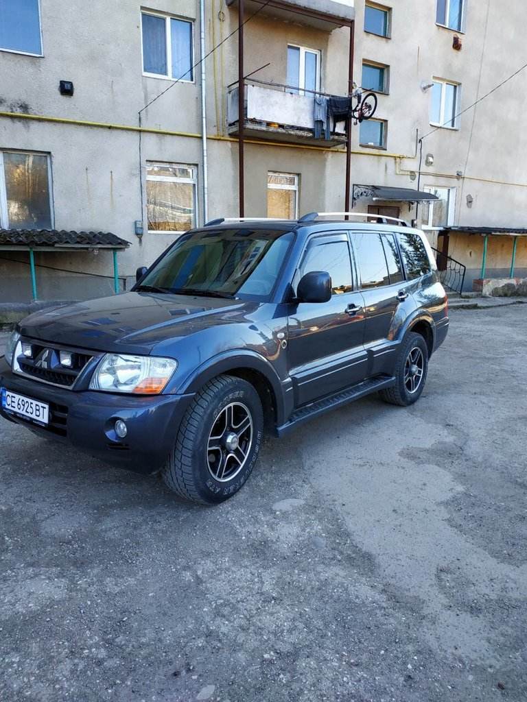 Roof rails Chrome Turkish design (2 PCs) for Mitsubishi Pajero Wagon IV - Reelken Auto