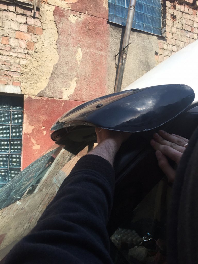 Windshield visor (black gloss, 5mm) for Ford Transit 2000-2014 - image 3