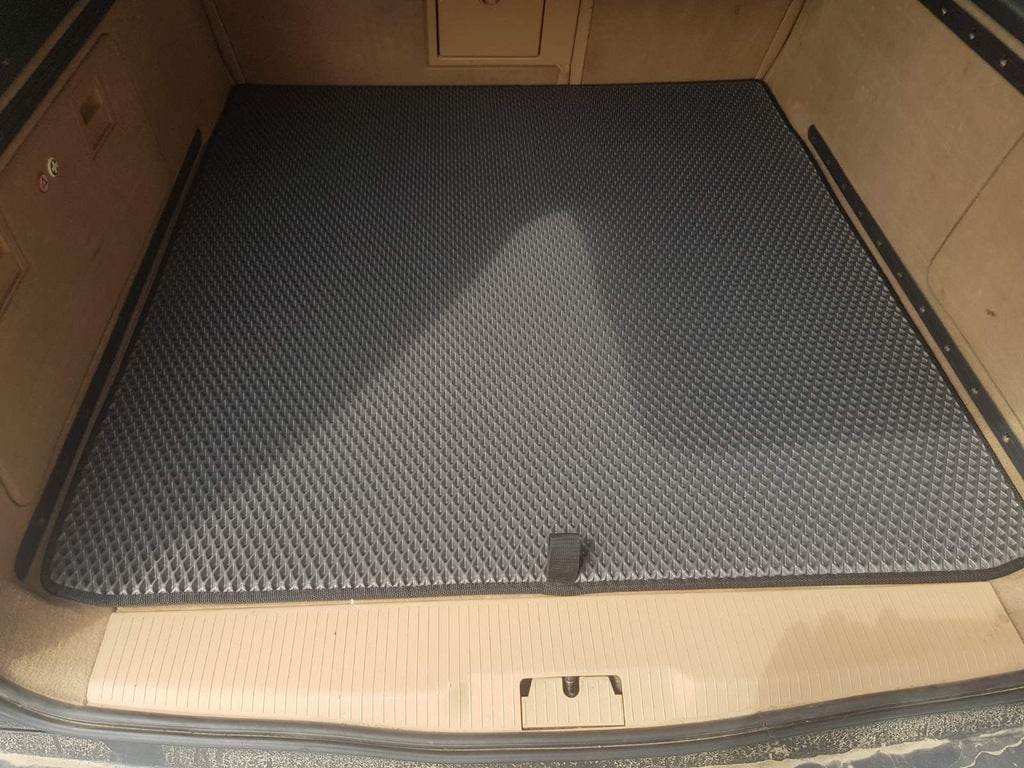 Trunk mat (EVA, polyurethane, black) SW for Opel Vectra C 2002-2008 - Reelken Auto