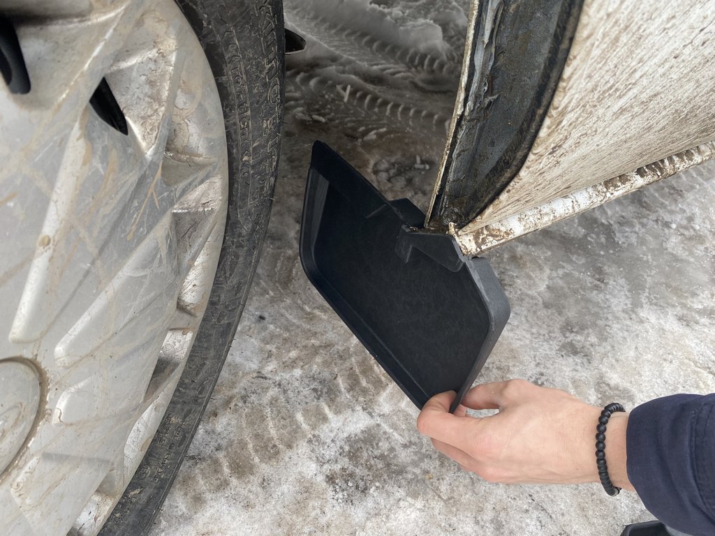 Premium Front Mud Flaps (2 pcs) for Ford Custom 2013-2022 - image 4