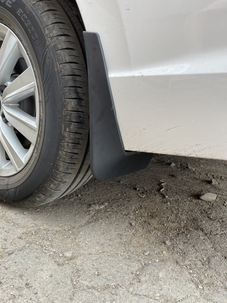 Premium Mud Flaps (4 pcs) for Volkswagen Lavida/e-Lavida 2019- - image 1