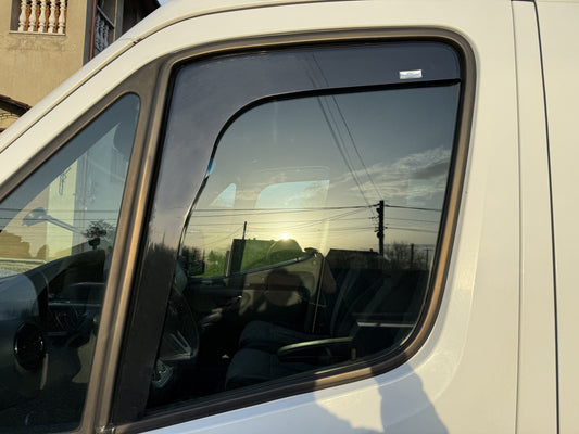 In-channel window deflectors (2 pcs, HIC) for Mercedes Sprinter W907/W910 2018- - image 1