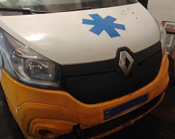 Winter grille cover (2015-2020) for Renault Trafic 2015↗ - image 3