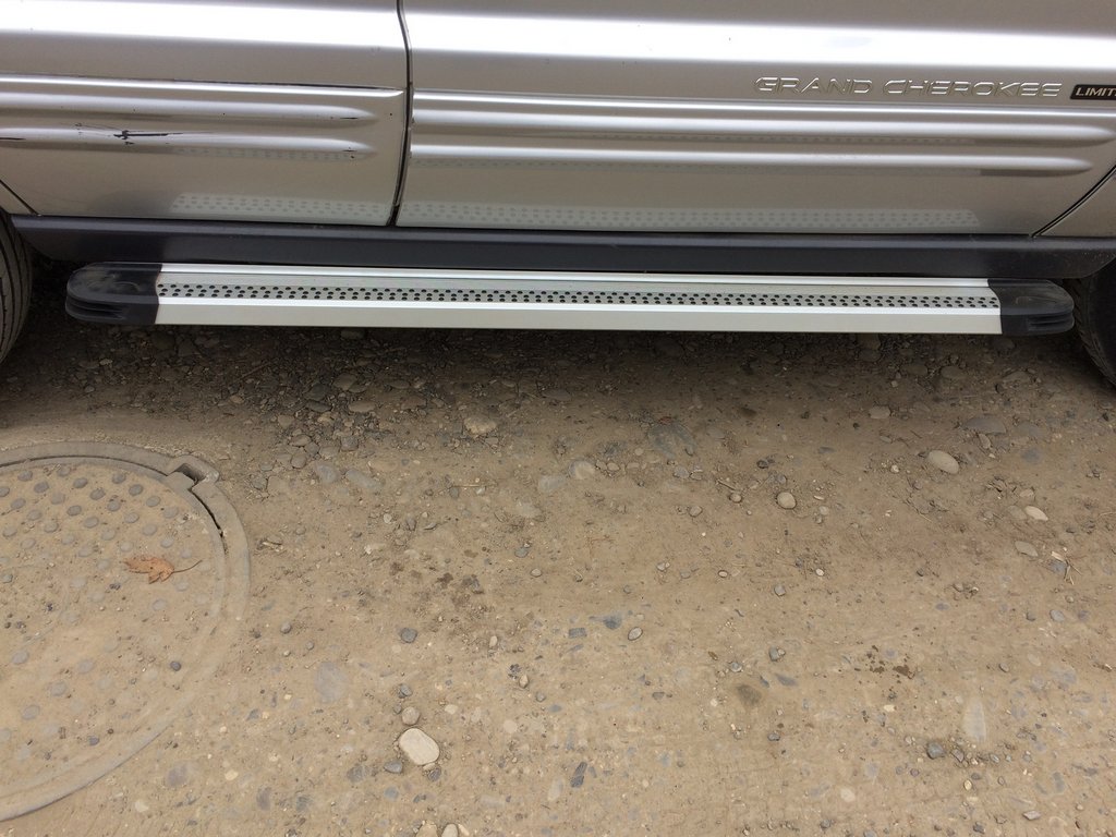 Side Steps Maya V2 (2 pcs, Aluminum) for Jeep Grand Cherokee WK 2004-2010 - image 2