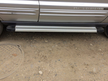 Side Steps Maya V2 (2 pcs, Aluminum) for Jeep Grand Cherokee WK 2004-2010 - image 2