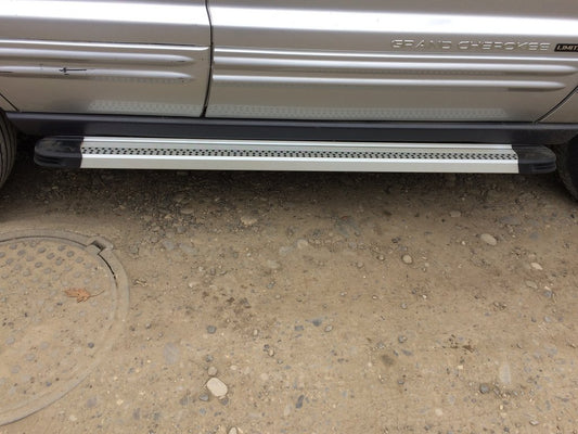 Side Steps Maya V2 (2 pcs, Aluminum) for Jeep Grand Cherokee WK 2004-2010 - image 2