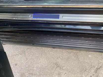 Illuminated door sills (4 pcs) for Toyota Land Cruiser 200 - Reelken Auto