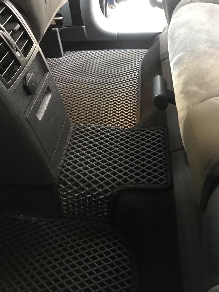EVA Floor Mats (black) for Volkswagen Touran 2003-2010 - image 10