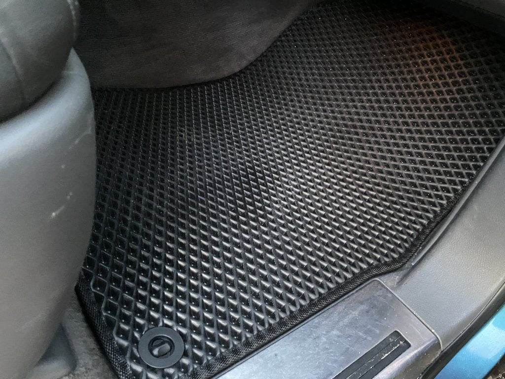 Polyurethane floor mats (2007-2012, EVA, black) for Toyota Land Cruiser 200 - Reelken Auto