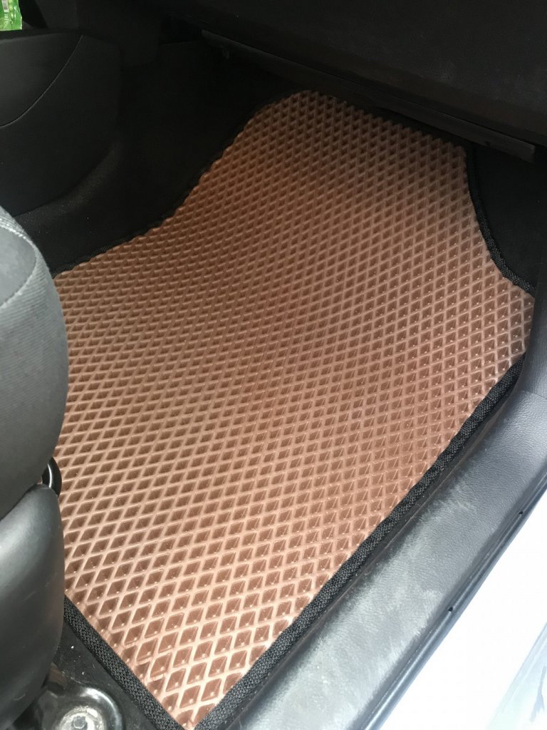 EVA Floor Mats DVS (brick) for Toyota Yaris 2010-2020 - image 3