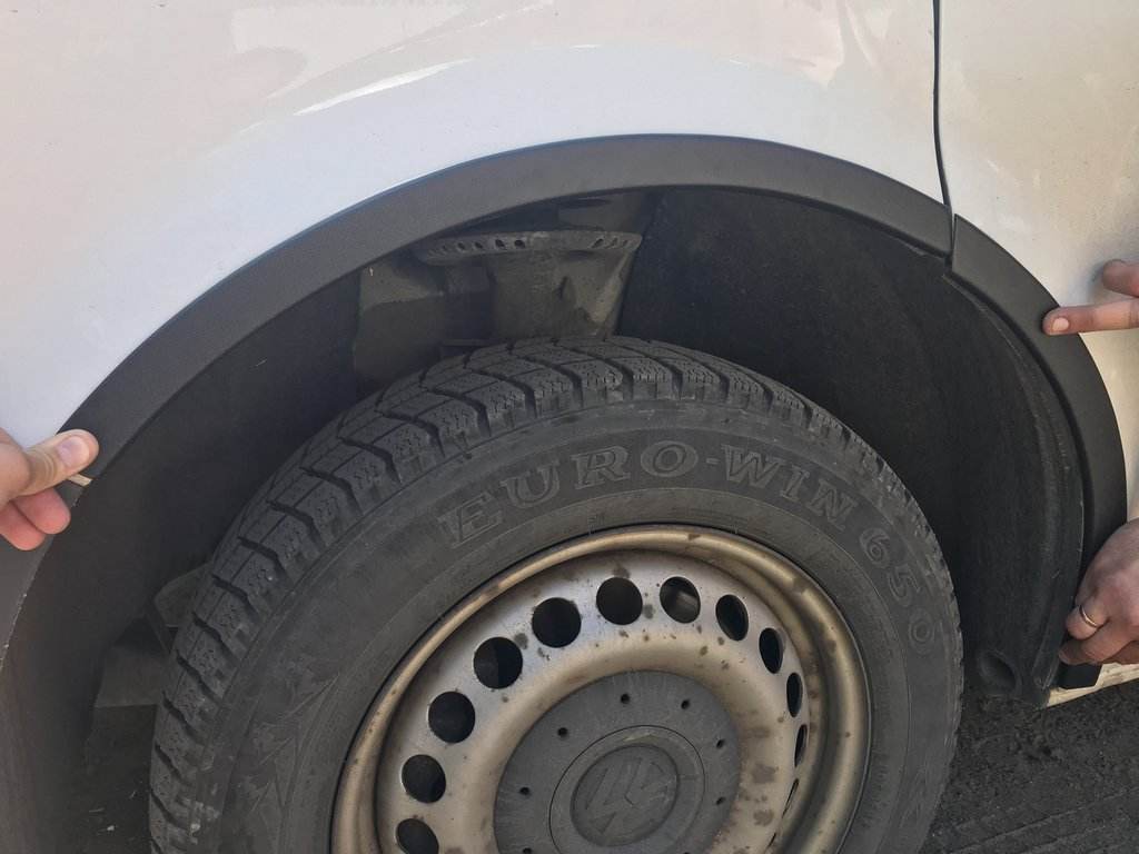 The pads on the arches (6 PCs ABS) for Volkswagen T5 Caravelle 2004-2010 - Reelken Auto