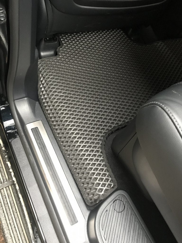 EVA Floor Mats (2012-2021, Black) for Toyota Land Cruiser 200 2007-2021 - image 3