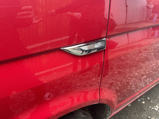 Side repeater covers 2015-2019 (2 pcs, plastic) for Volkswagen T6 2015-2024 - image 2