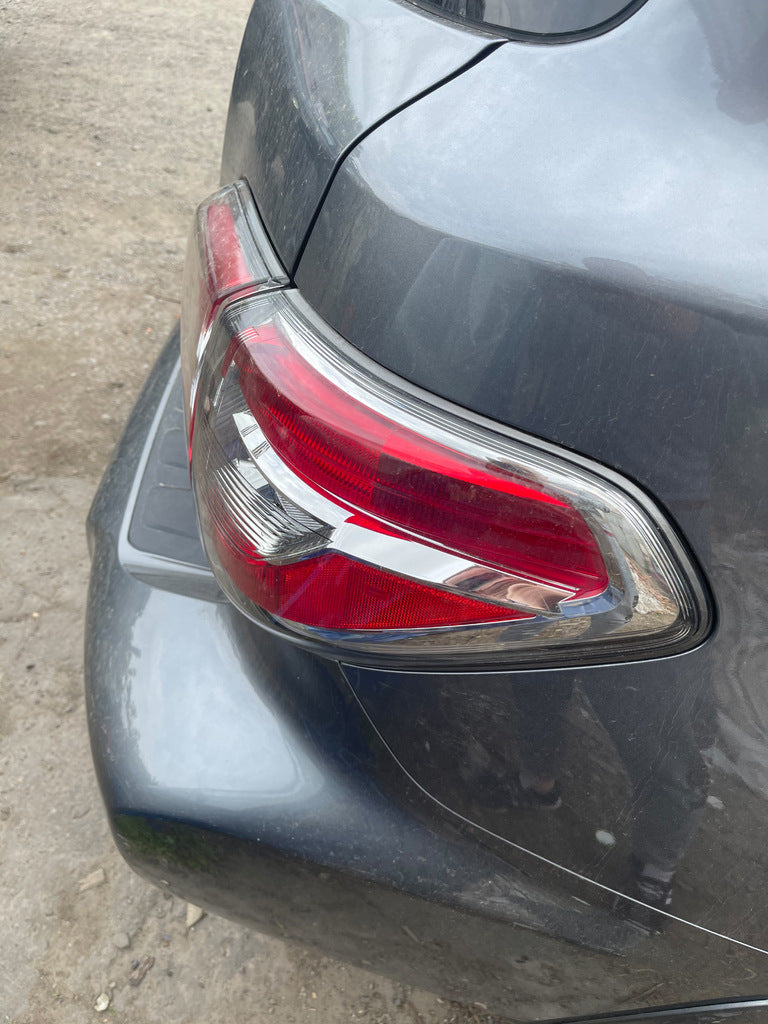 Rear LED Tail Lights (Original, Used, 2019) for Nissan Armada 2016-2024 - image 2