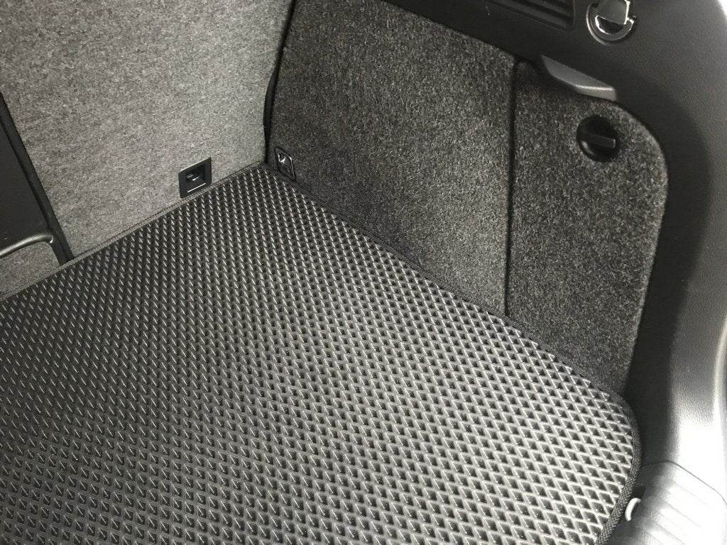 Trunk mat (EVA, black) for Volkswagen Tiguan 2007-2016 - Reelken Auto