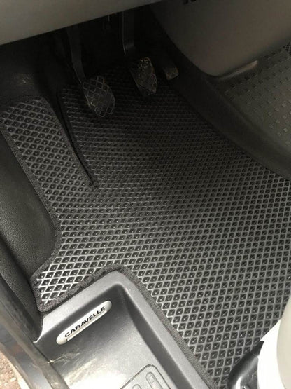 EVA floor mats (black, front, for 1+1) for Volkswagen T5 Transporter 2003-2010 - Reelken Auto