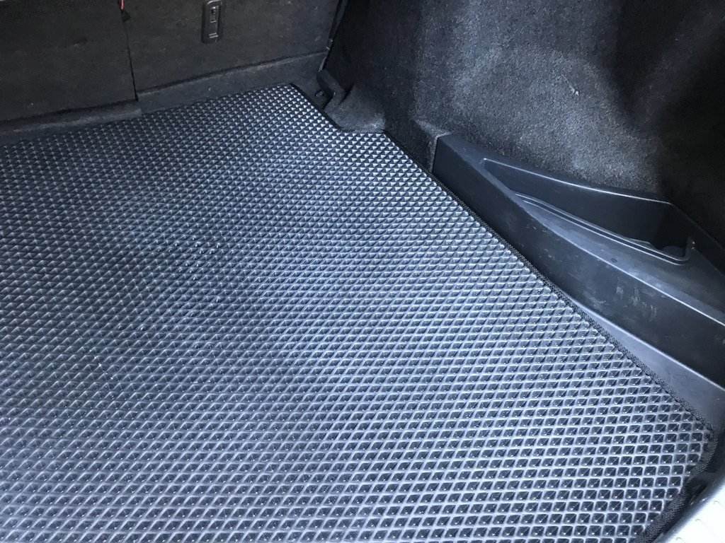 A cargo Mat (EVA black) for Toyota Corolla 2007-2013 - Reelken Auto