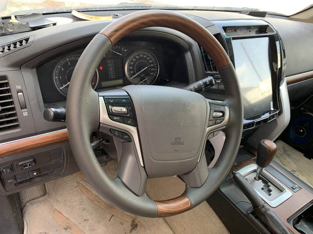 Steering wheel assembly (light wood) for Toyota Land Cruiser 200 - Reelken Auto