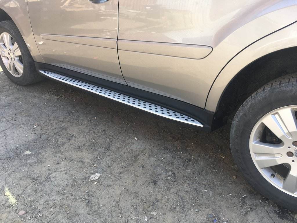 Side steps OEM (2 pieces, aluminum) for Mercedes ML W164 - Reelken Auto