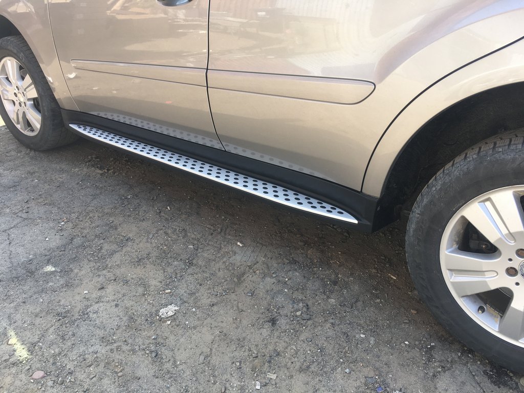 OEM Side Steps (2 pcs, Aluminum) for Mercedes ML W164 2005-2011 - image 4
