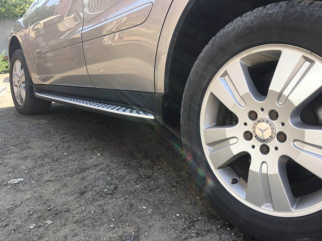Side steps OEM (2 pieces, aluminum) for Mercedes ML W164 - Reelken Auto