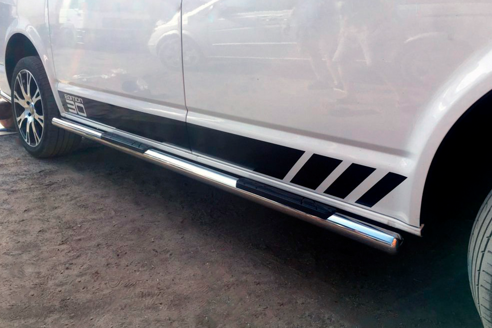 Side Bars (2 pcs, Stainless Steel) for Volkswagen T5 Multivan 2003–2010 - image 2