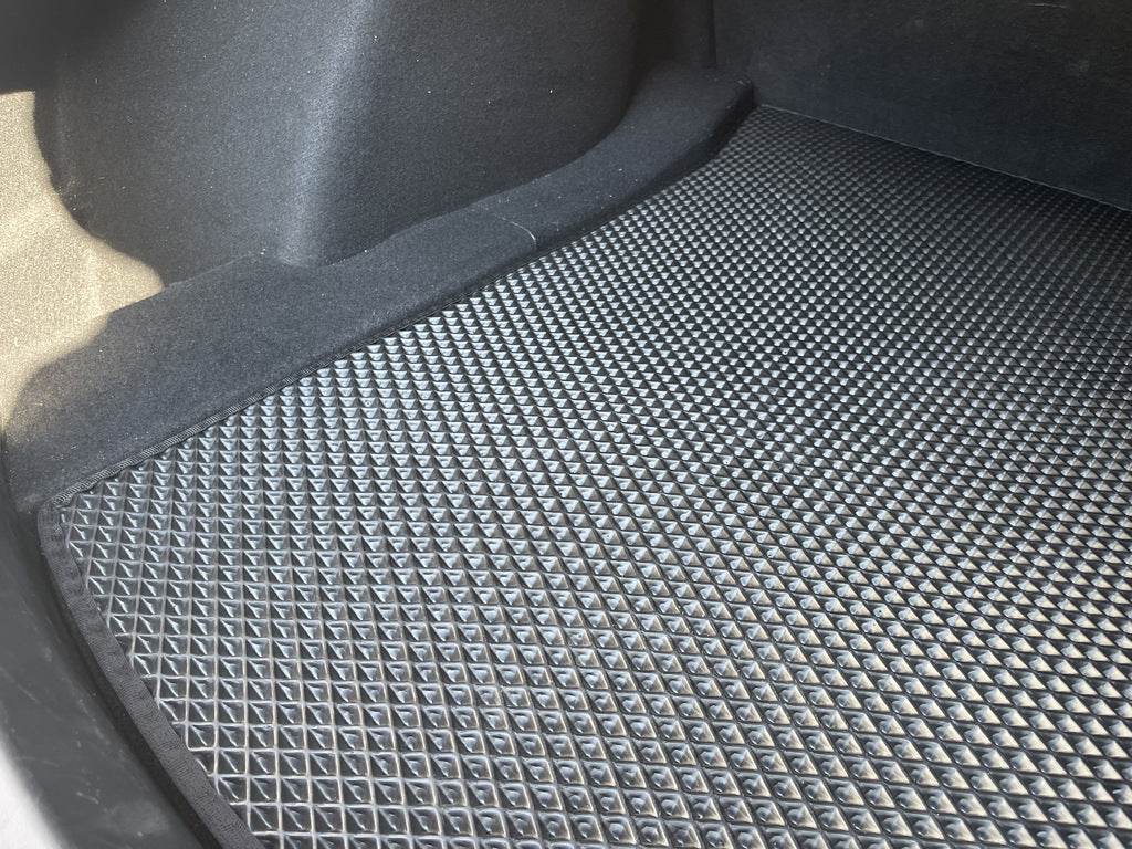 Rear trunk mat EVA (black) for Tesla Model 3 - Reelken Auto