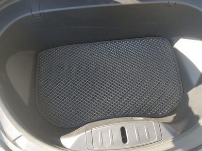 Front trunk mat EVA (black) for Tesla Model 3 2017- - image 2