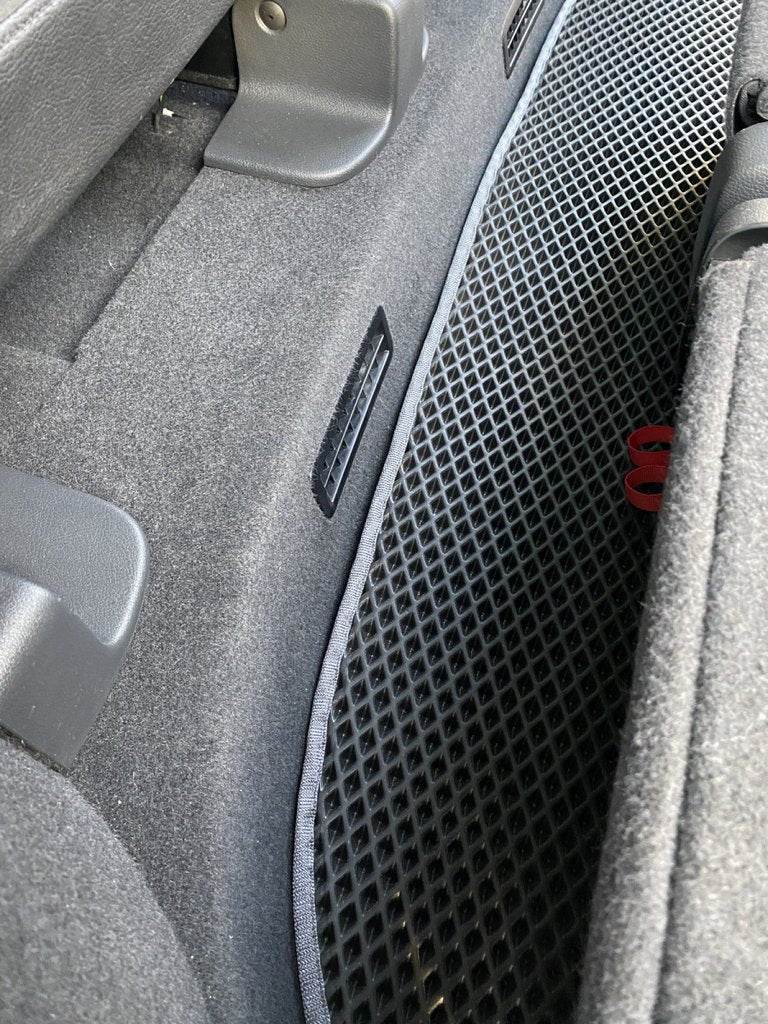 Polyurethane mats (3 rows, EVA, black) for Volkswagen Sharan 2010↗ - Reelken Auto