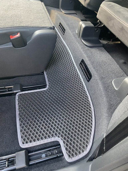 Polyurethane mats (3 rows, EVA, black) for Volkswagen Sharan 2010↗ - Reelken Auto
