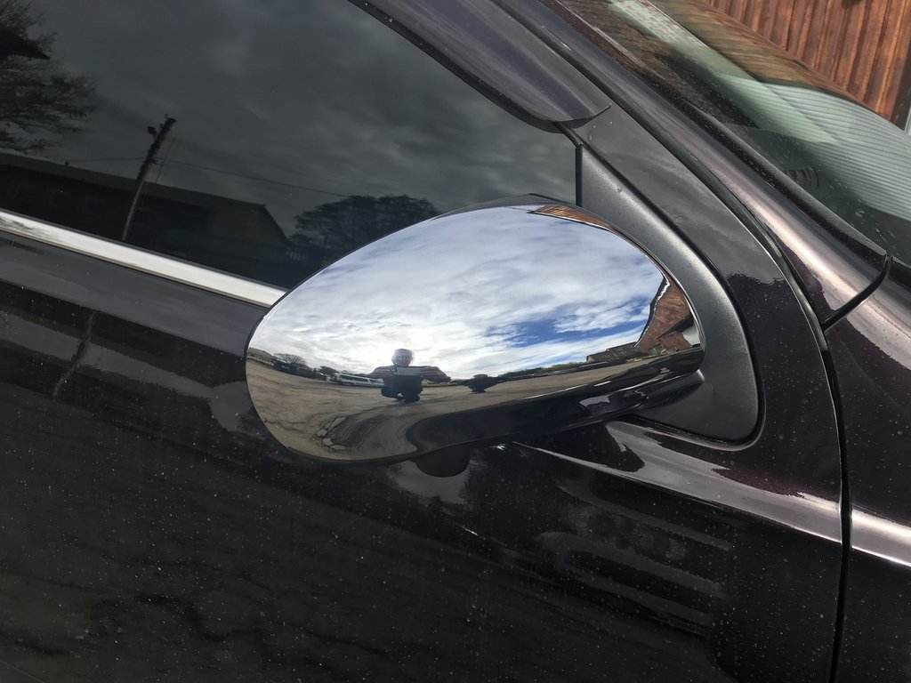 Covers for mirrors (2 pieces, layer.) for Nissan Qashqai 2010-2014 - Reelken Auto