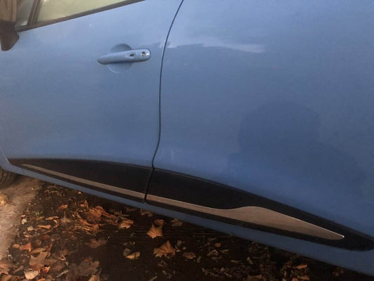 The door molding With a recess (4 pieces, stainless steel) for Renault Clio IV 2012-2019 - Reelken Auto