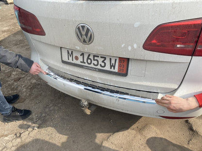 Rear Bumper Protector Carmos Stainless Steel for Volkswagen Touran 2010-2015 - image 2