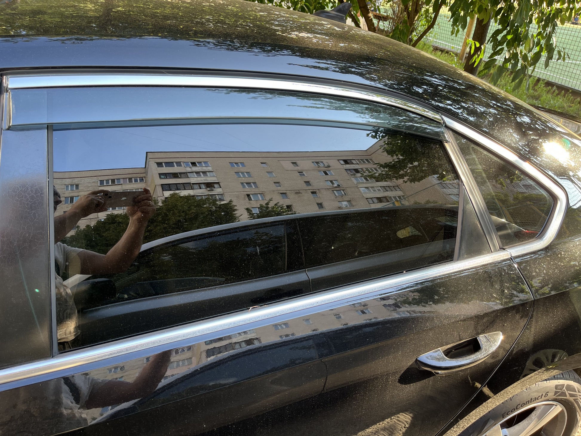 Window Deflectors with Chrome Trim Niken Luxury (USA, 4 pcs) for Volkswagen Passat B7 2012-2015 - image 4