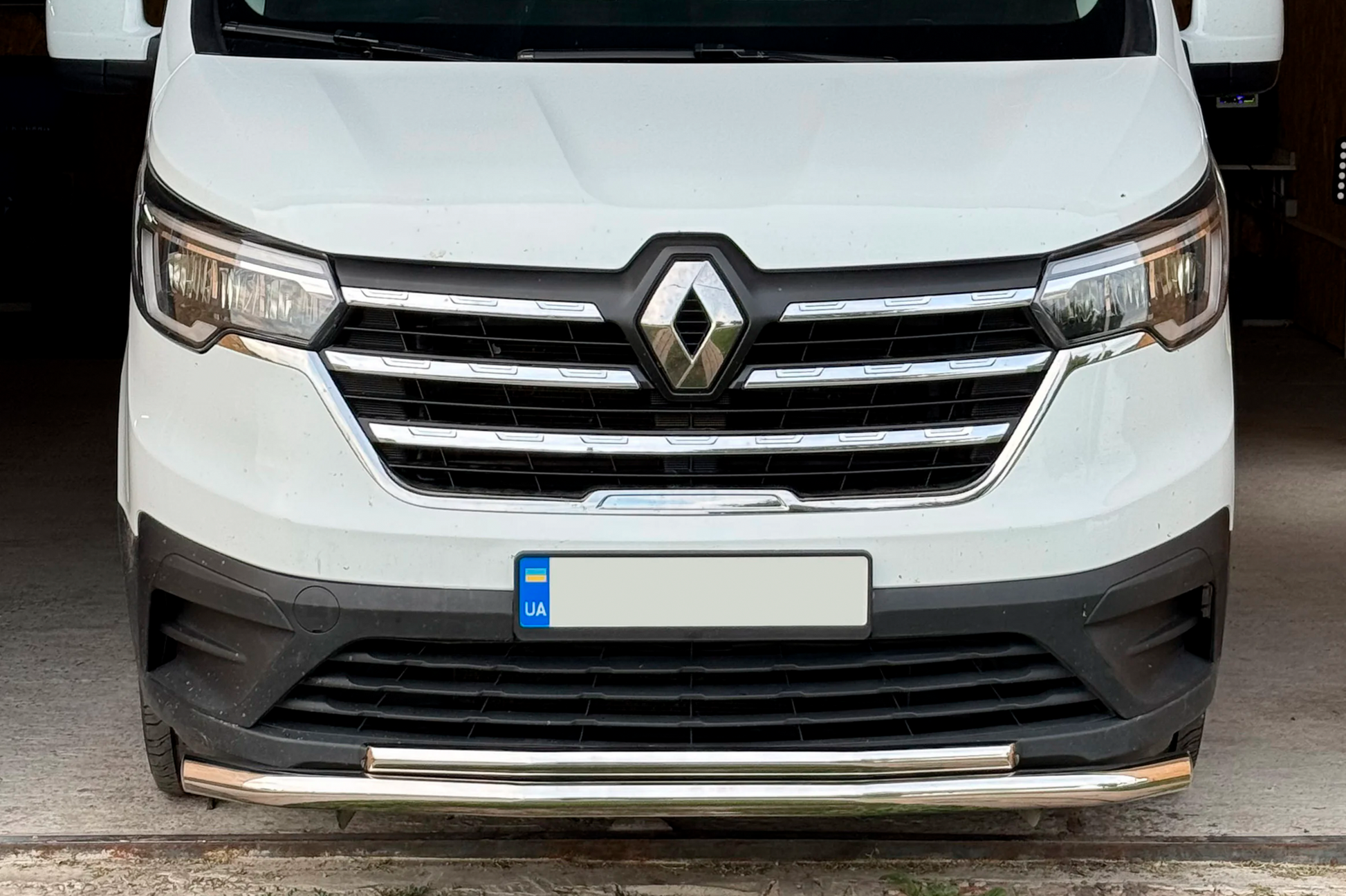 Front Bull Bar ST014 (Stainless Steel) for Nissan NV300/Primastar 2016- - image 1