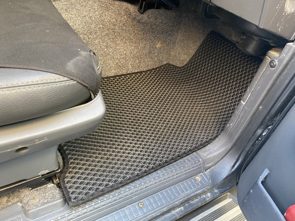 EVA Floor Mats (black) for Nissan Patrol Y60 1988-1997 - image 12