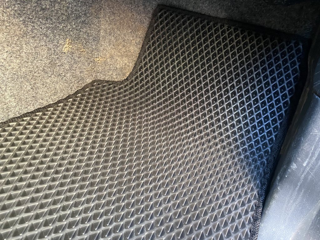 EVA Floor Mats (black) for Nissan Patrol Y60 1988-1997 - image 14