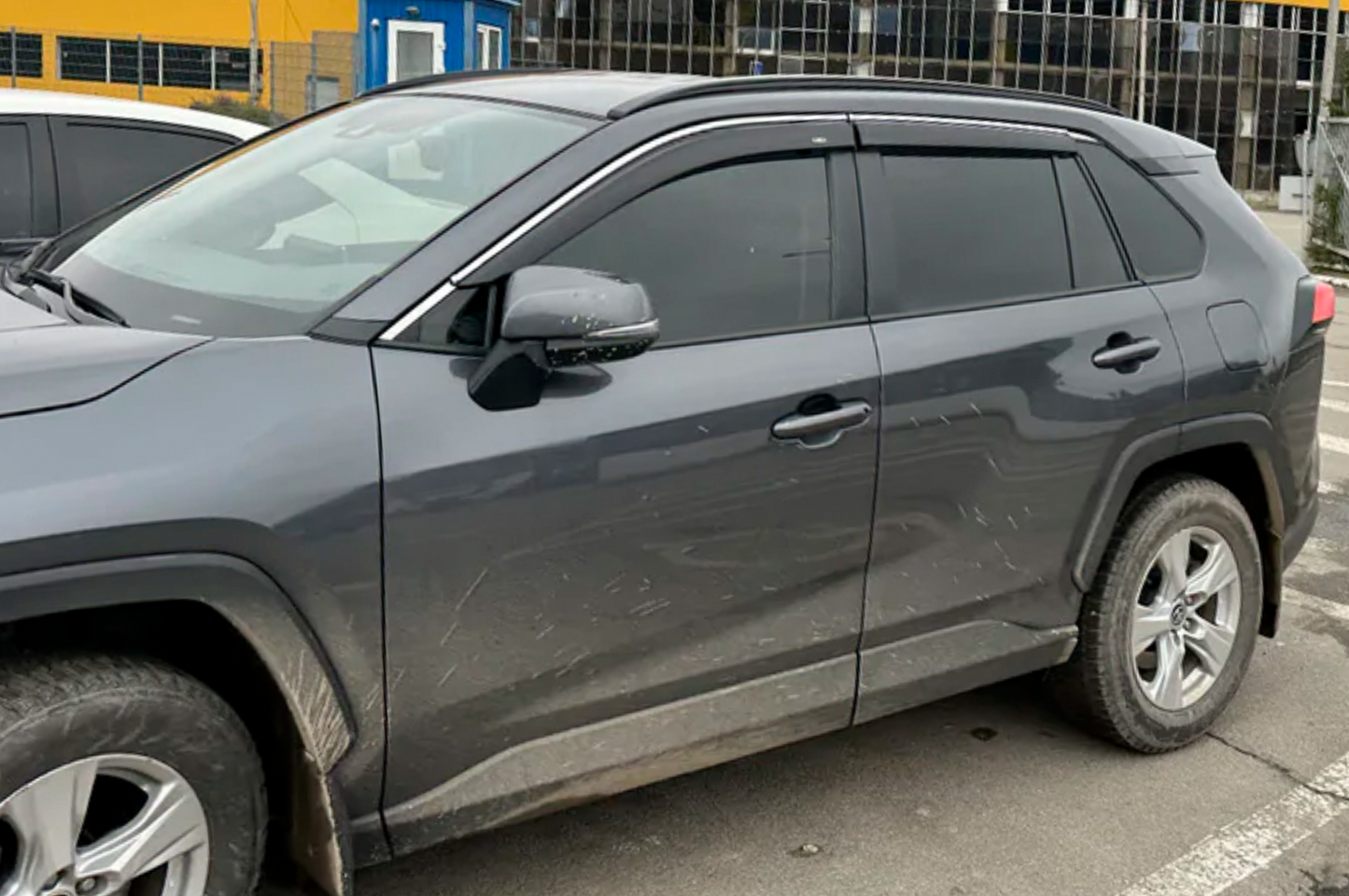 Window deflectors with chrome trim (4 pcs, HIC) for Toyota Rav 4 2019- - image 5