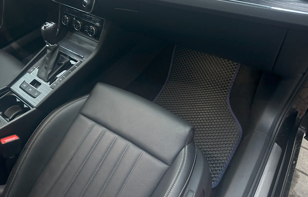 EVA Floor Mats (No Footrest, Black) for Skoda Superb 2015-2024 - image 4