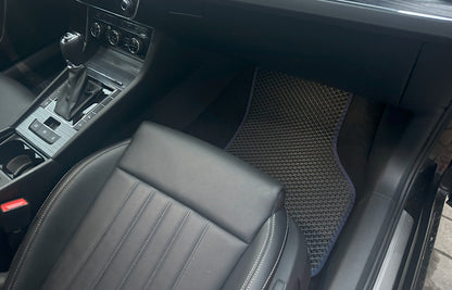 EVA Floor Mats (No Footrest, Black) for Skoda Superb 2015-2024 - image 4