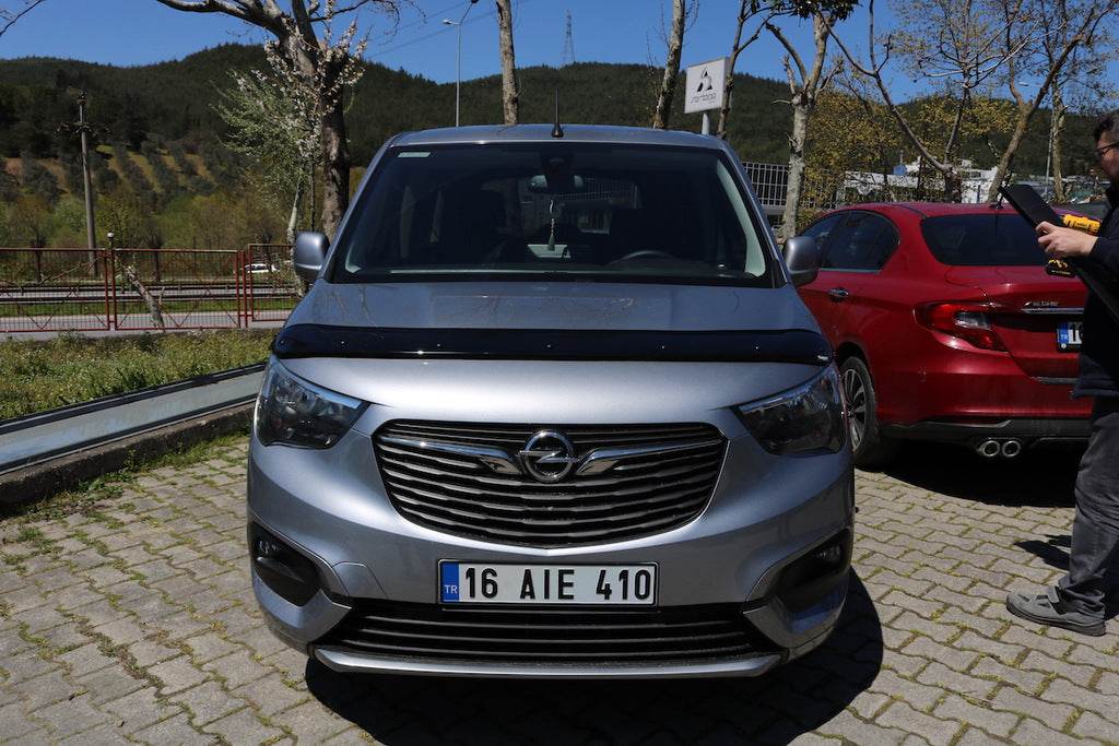 The hood deflector (EuroCap) for Opel Combo 2019↗ - Reelken Auto