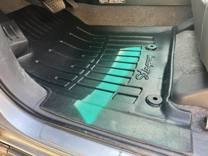 Stingray 3D mats (5 pcs, polyurethane) for Toyota Land Cruiser Prado 120 - Reelken Auto