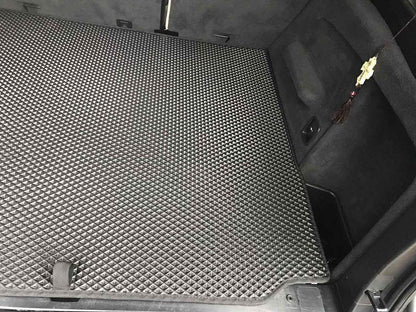 Trunk mat (EVA, black) for BMW X5 E-70 2007-2013 - Reelken Auto