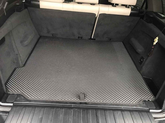 Trunk mat (EVA, black) for BMW X5 E-70 2007-2013 - Reelken Auto