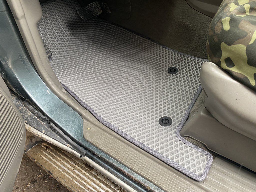 EVA Floor Mats (Gray) for Nissan Patrol Y61 1997-2011 - image 6