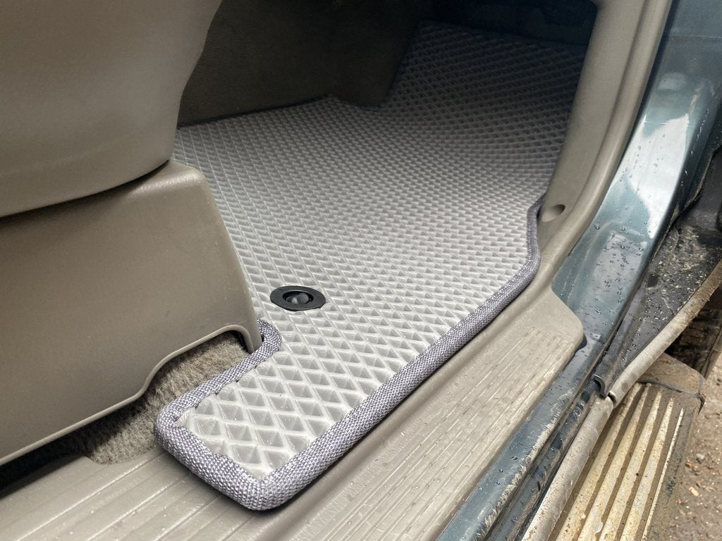 EVA Floor Mats (Gray) for Nissan Patrol Y61 1997-2011 - image 9
