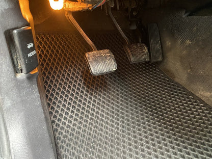 EVA Floor Mats (black) for Jeep Cherokee XJ 1984-2001 - image 6