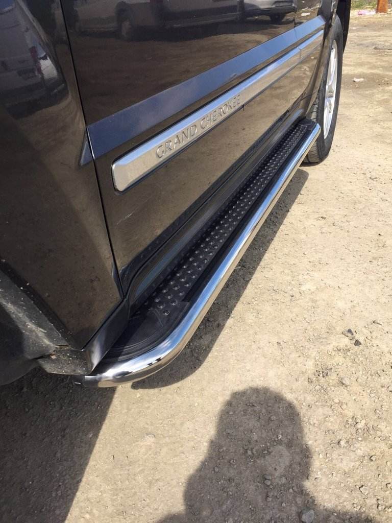 Lateral platforms Maydos V2 (2 PCs, stainless steel) for Jeep Grand Cherokee WK 2004-2010 - Reelken Auto